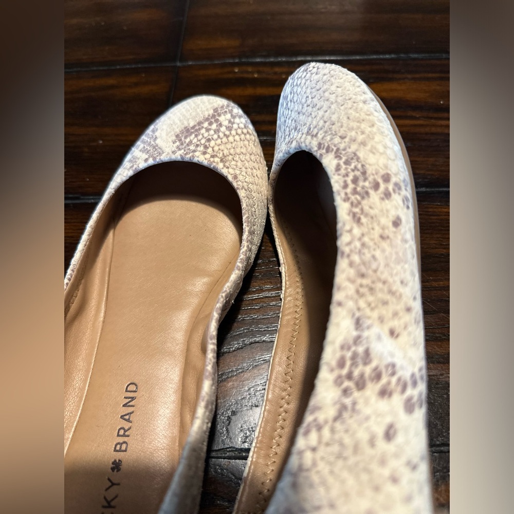Lucky Brand Snakeskin Flats